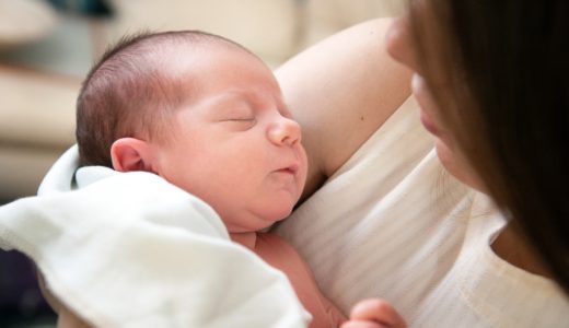 赤ちゃんはなぜ抱っこが大好きなの？　その１